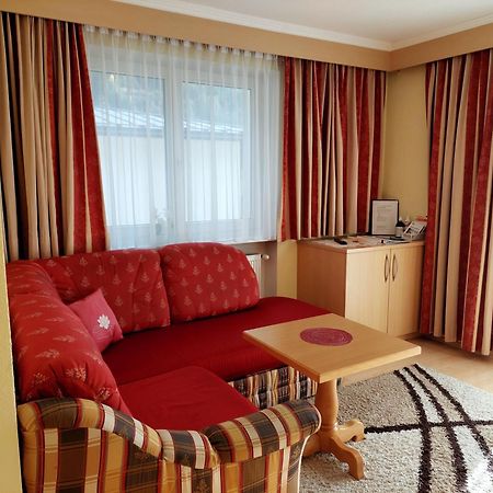 Haus Tanja Apartman Längenfeld Kültér fotó