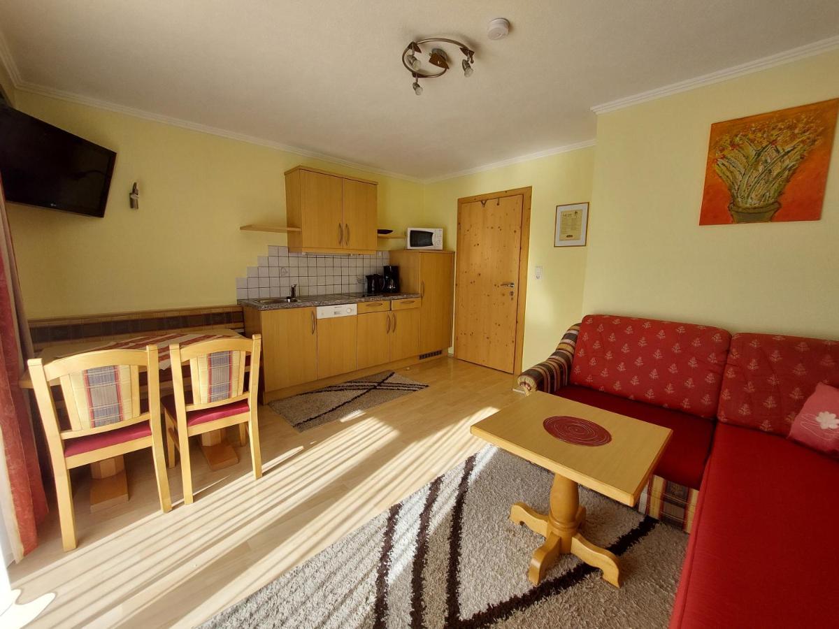 Haus Tanja Apartman Längenfeld Kültér fotó