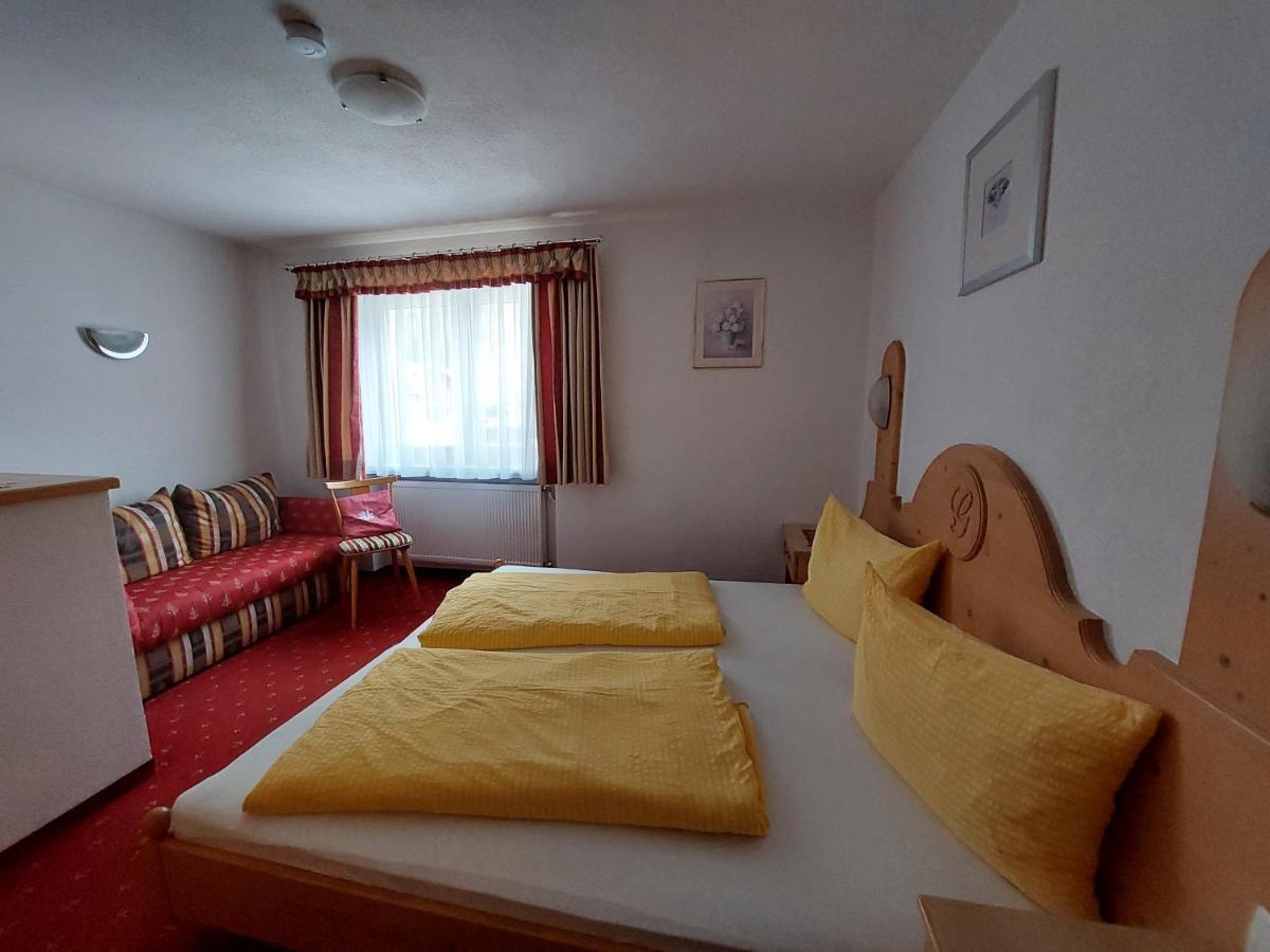 Haus Tanja Apartman Längenfeld Kültér fotó